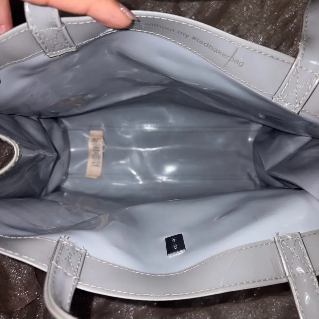 Ted Baker Jelly Gray Tote with Pink Accent Bowtie - Image 5