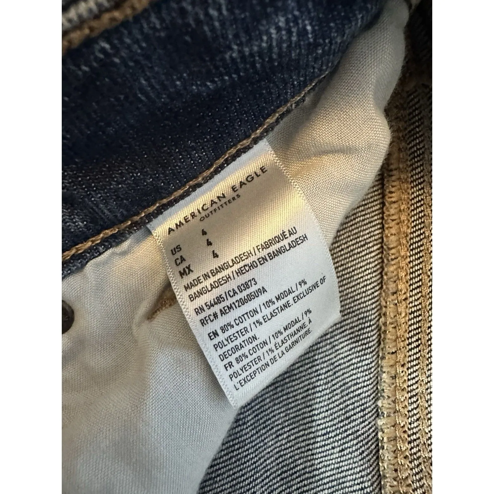 American Eagle Shorts High Rise Mom  Short Jean Distressed Dark Wash Sz 4 - Image 8