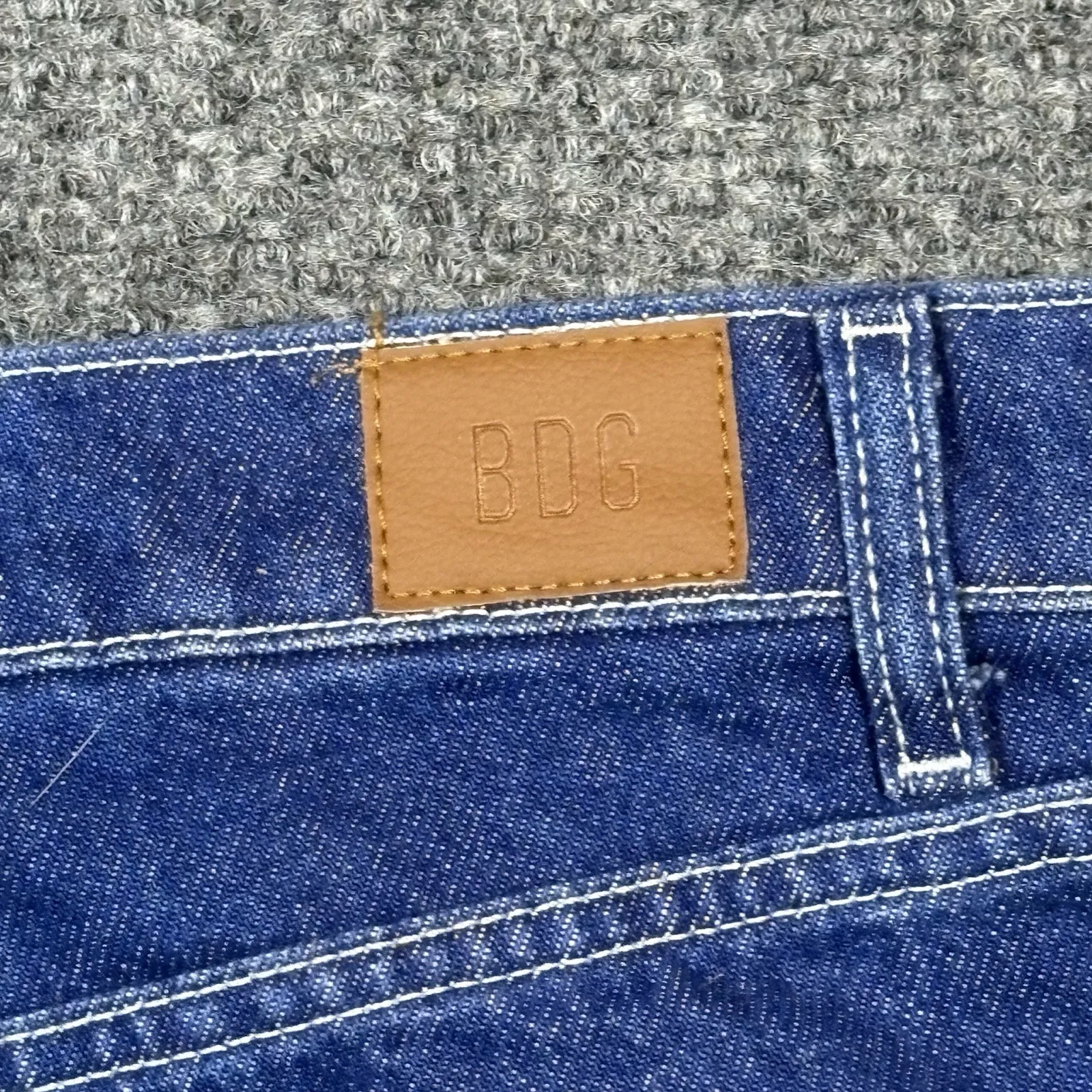 NWT BDG Presley Extreme Wide Leg Jean women's size 28 Y2K Vibes - Image 5