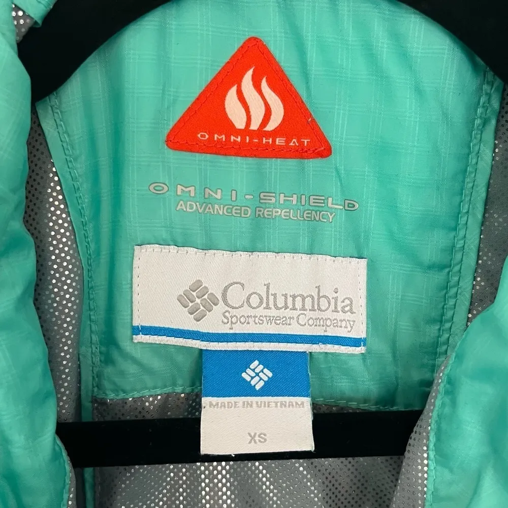 Women’s Columbia Mint Omnishield Puffer Jacket Size XS - Image 8