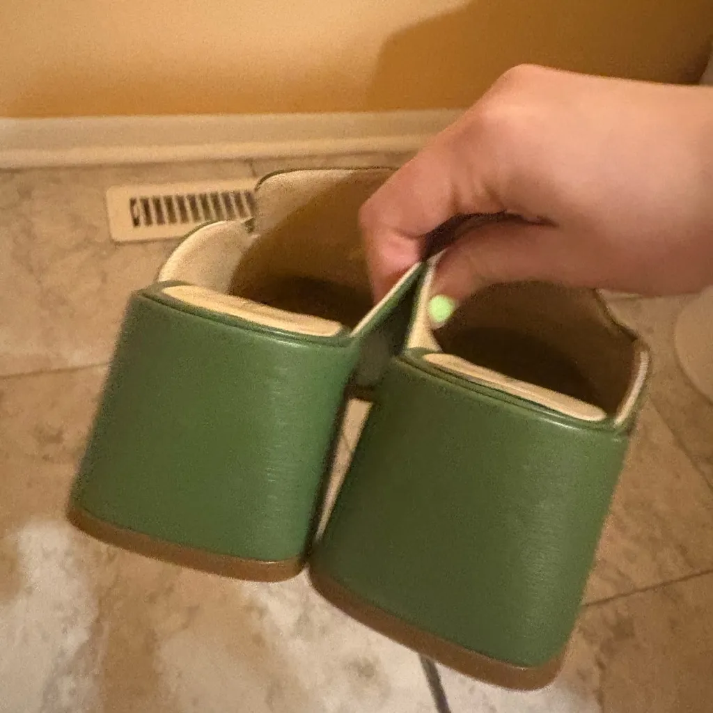 Intentionally Blank Prof Mules in Basil Size 5 - Image 7