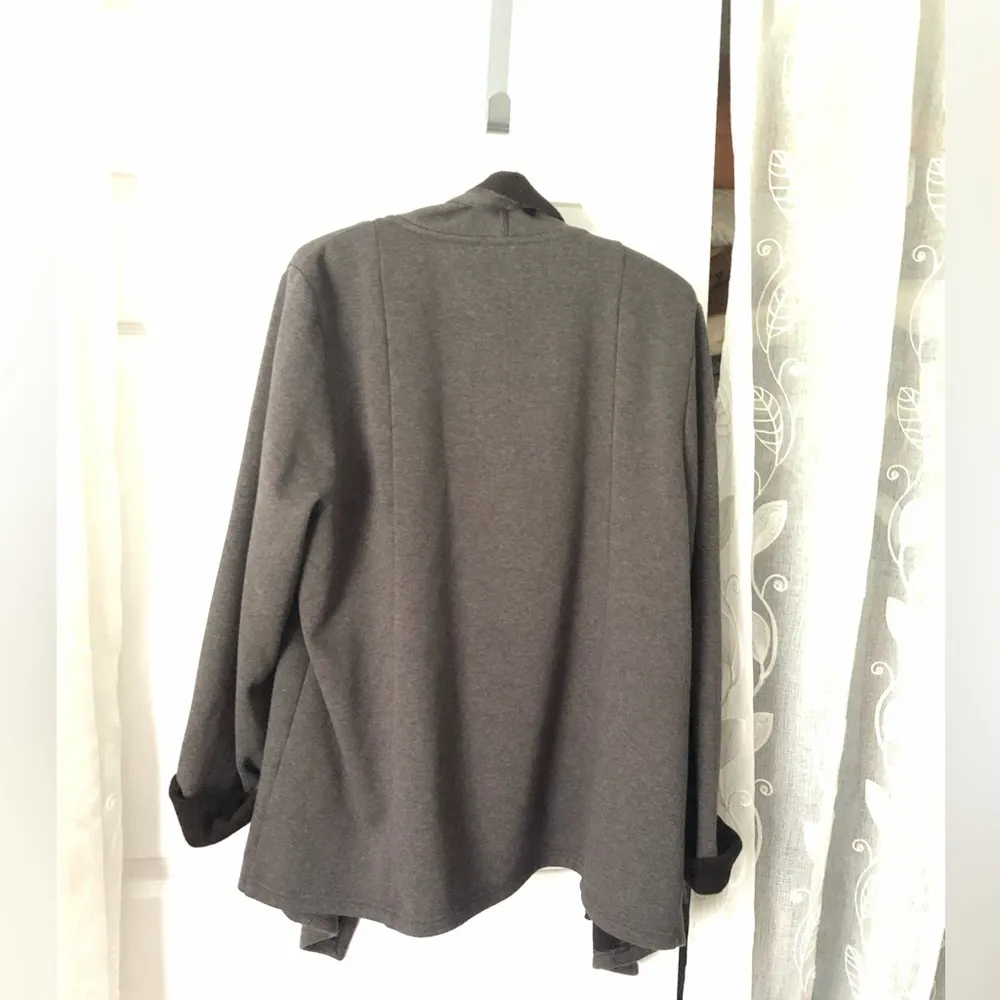 Chico's Zenergy Women's Cardigan Jacket Stylish Open Front tiny stain sz 3 (XL) - Image 7