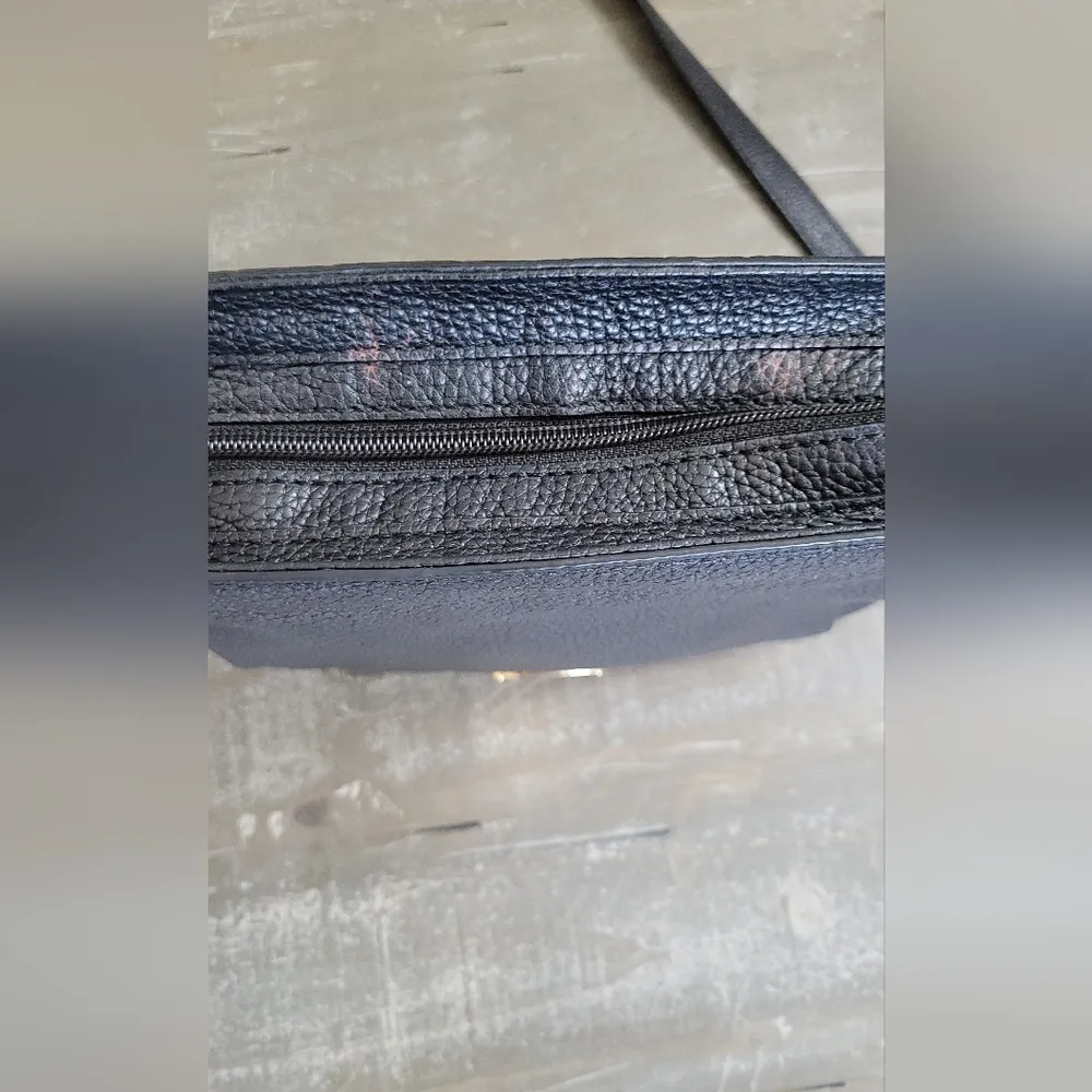 Michael Kors Hallie Medium Convertible Cross Body - Image 2