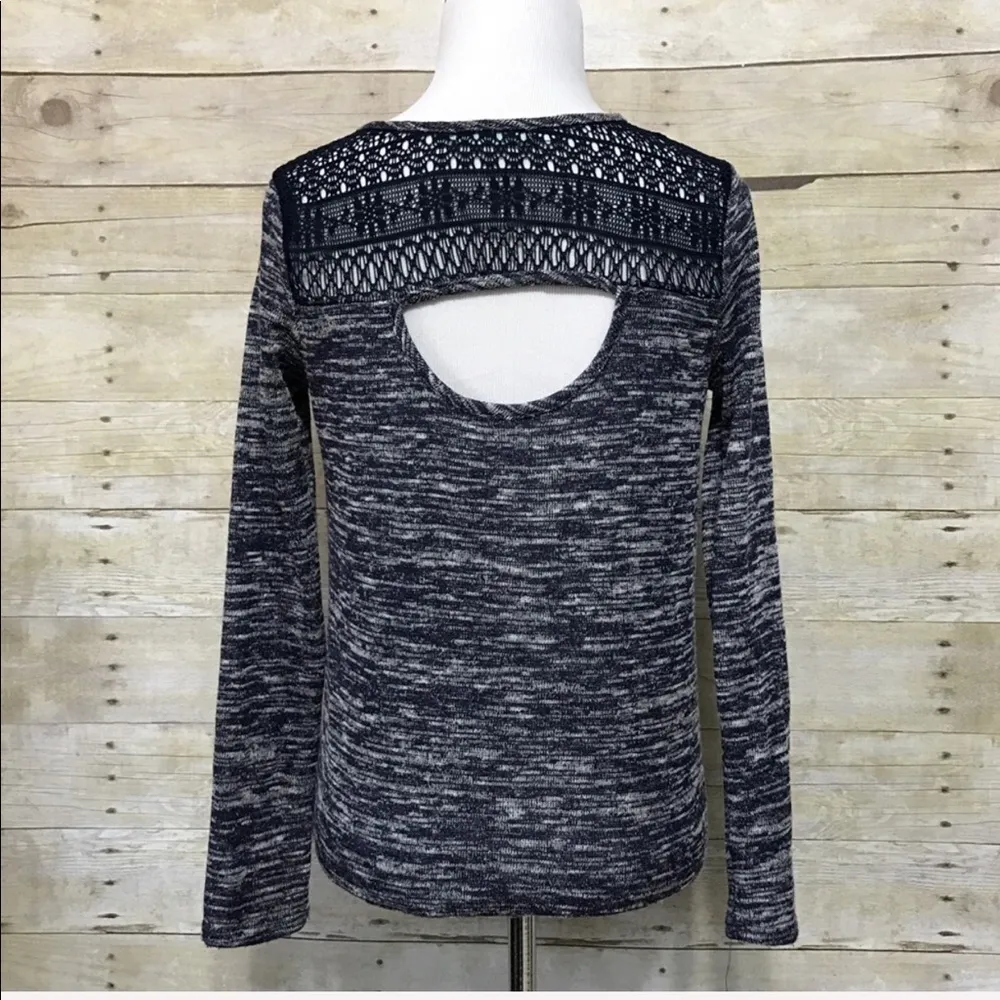 Maurices marled knit cut-out lace trim mock wrap XS top - Image 8