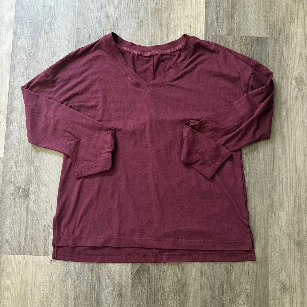 RBX Wine V Neck Thumbhole Top Soft Medium Loose Fit - Image 2