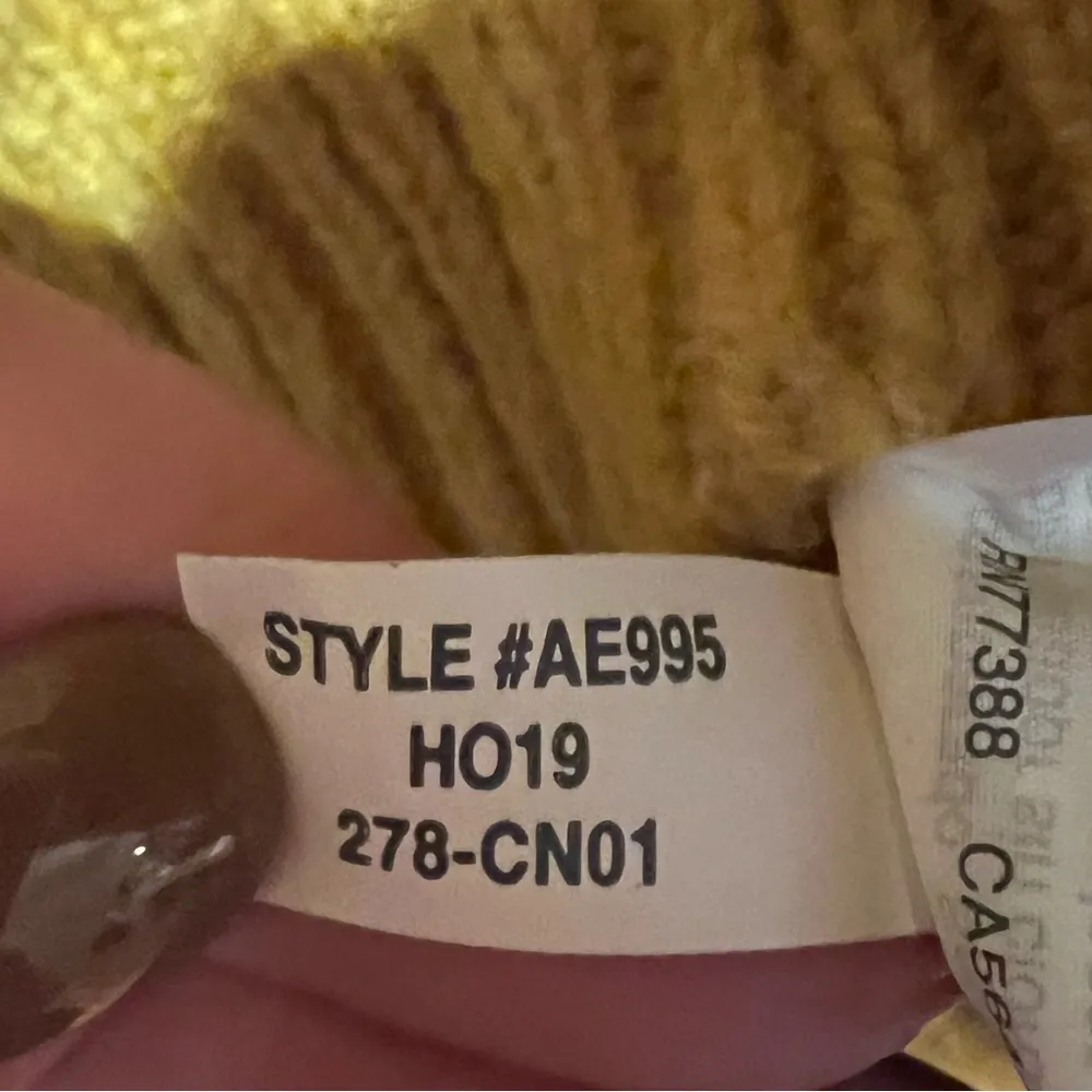 J.Crew Pom-Pom Cable Knit Mock Neck Lambs Wool Sweater Mustard Yellow Size Small - Image 11