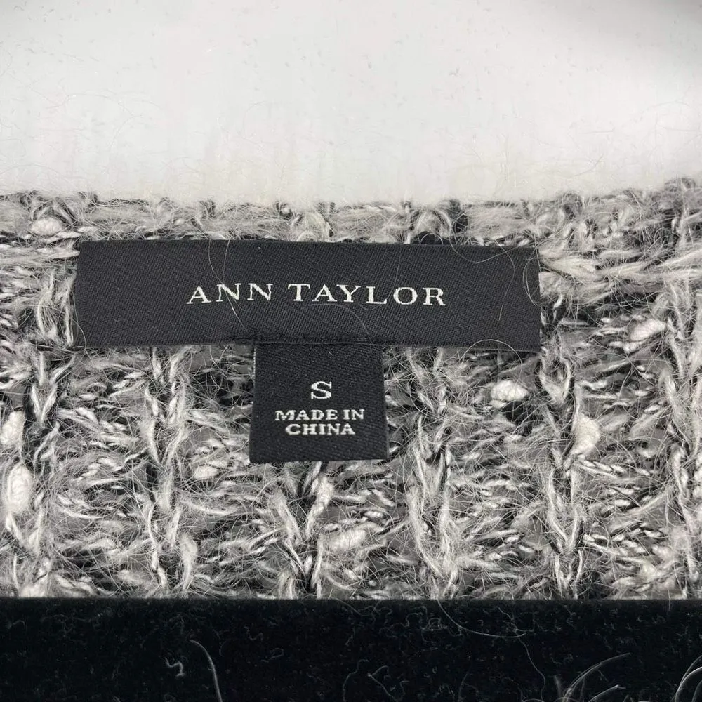 Ann Taylor Knit Wool Mohair Blend Pullover Sweater Heather Gray Small super soft - Image 4