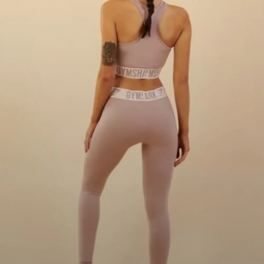 Gym Shark dusty pale pink leggings seamless size large workout stretchy leggings - Image 8