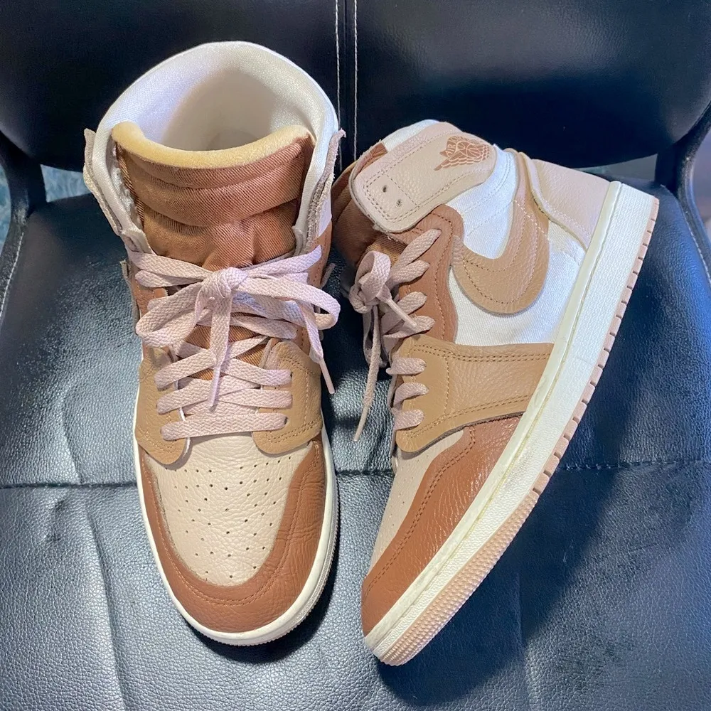 Women’s Air Jordan 1 HighTop Method Of Make’ Legend Medium Brown Sneakers Size11 - Image 2