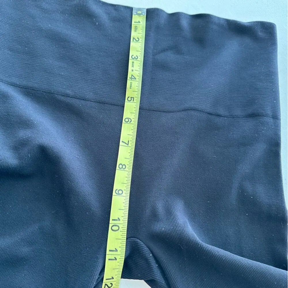 Spanx Black Pullon Stretchy Pants Ankle Zipper Medium - Image 8