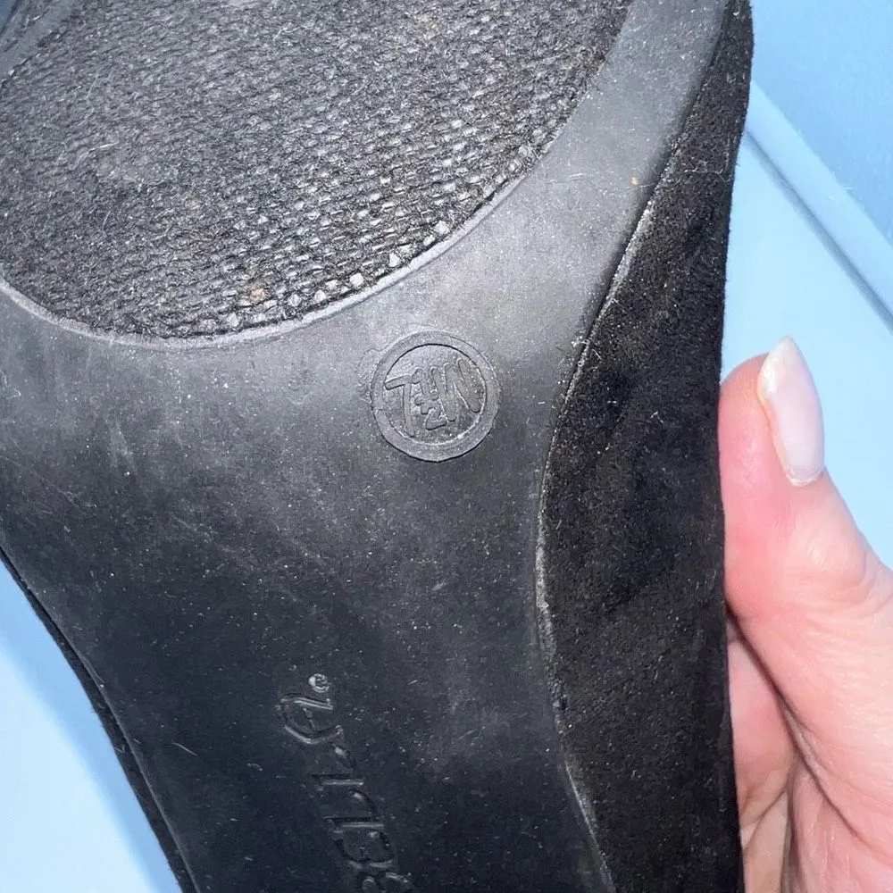 Marbella 5th Avenue Faux Suede Pumps - Image 9