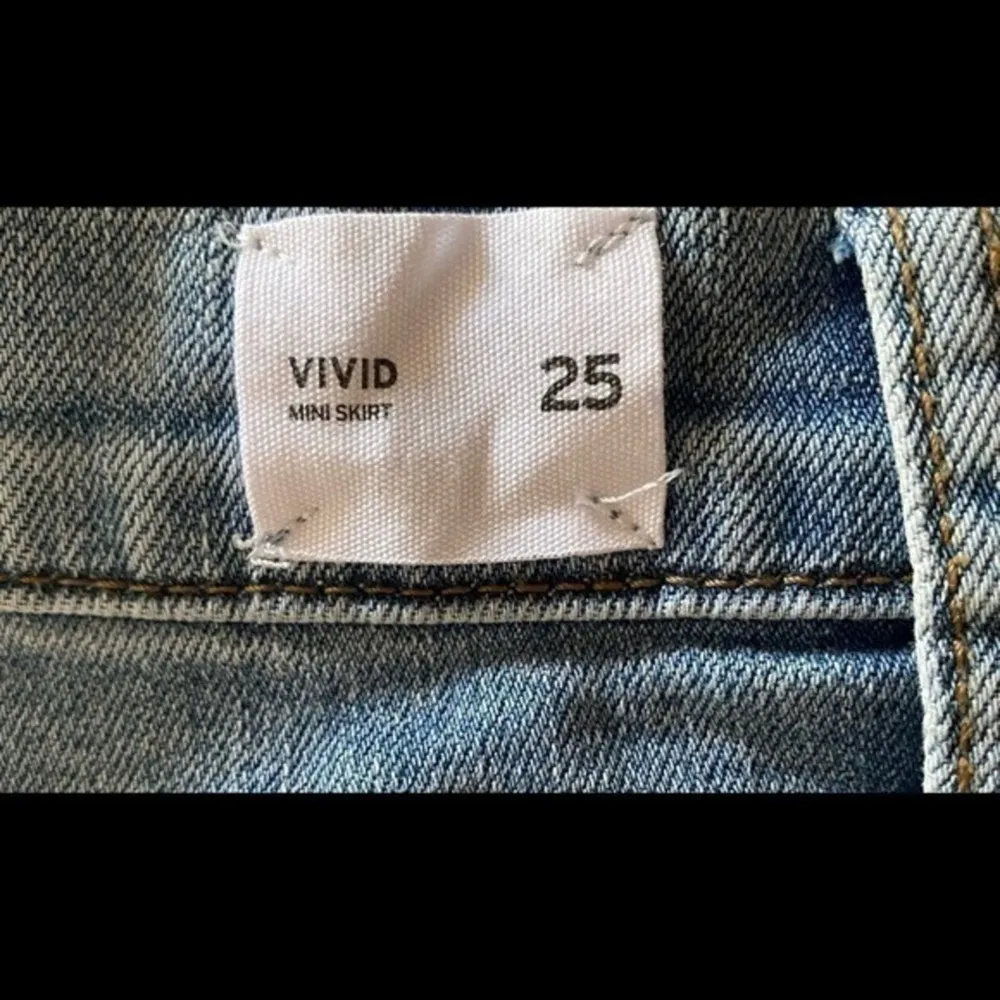 Hudson Vivid Distressed Blue Denim Mini Skirt Size 25 NWT - Image 4