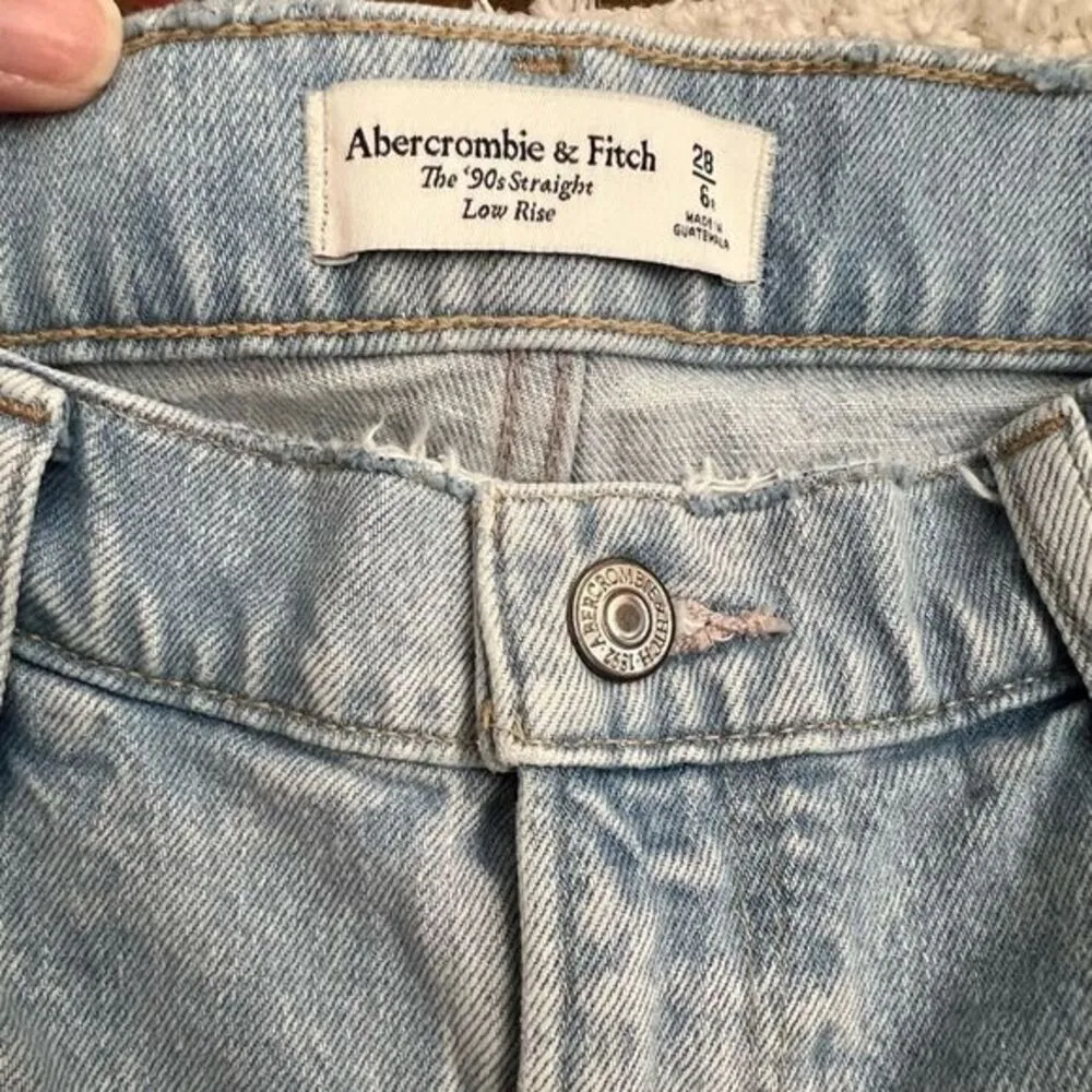 Abercrombie and Fitch‎ 9's Straight Low rise Jeans 28 R - Image 3