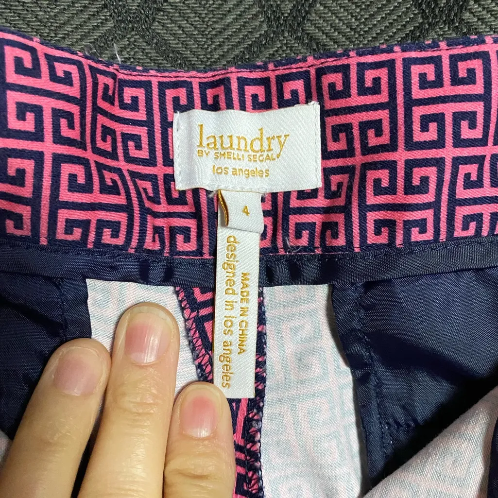 *Like New* Pink and Navy Greek Pattern LAUNDRY Women’s slacks Size 4 - Image 7