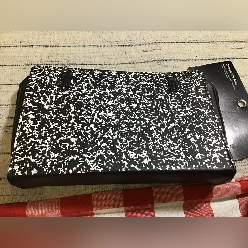 Monster high diary crossbody bag/purse-NEW - Image 4