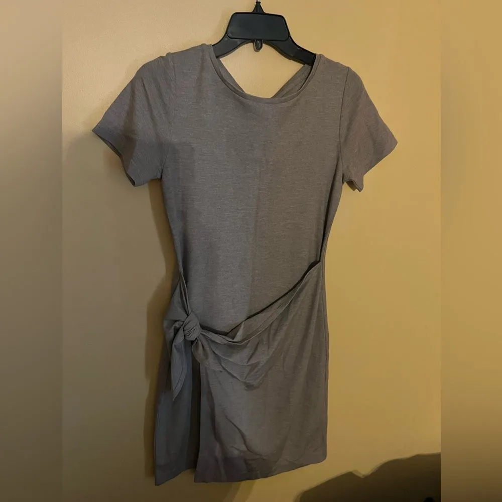 Club Monaco small grey dress - Image 2
