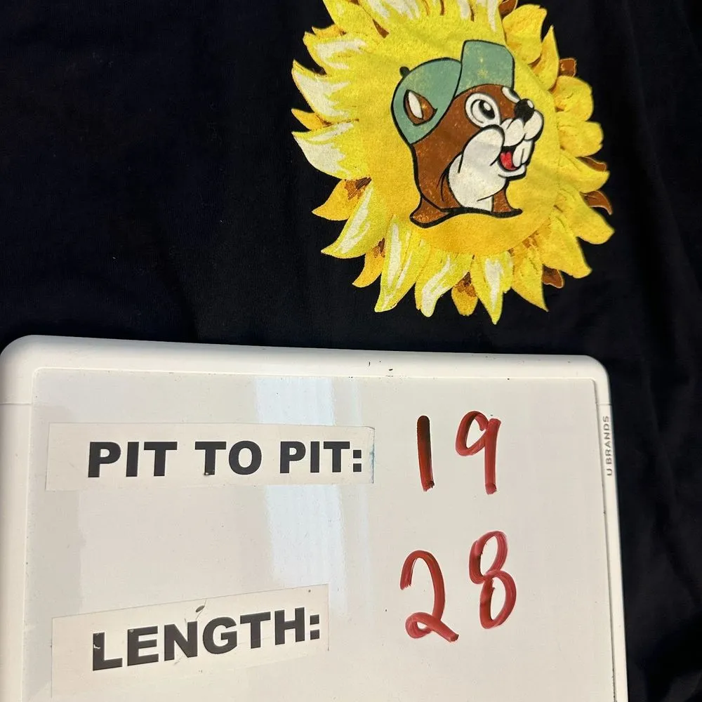 Buc-ee's Sunflower  "You Are My Sunshine" Graphic Shirt Women's Size Medium - Image 4