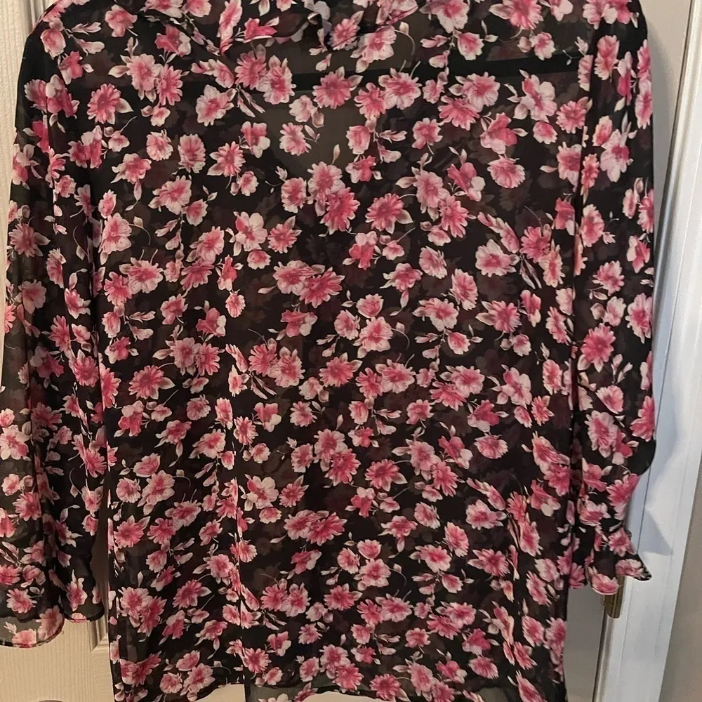 Notations Women’s Sheer Floral Ruffle Collar Sheer Blouse - Image 7