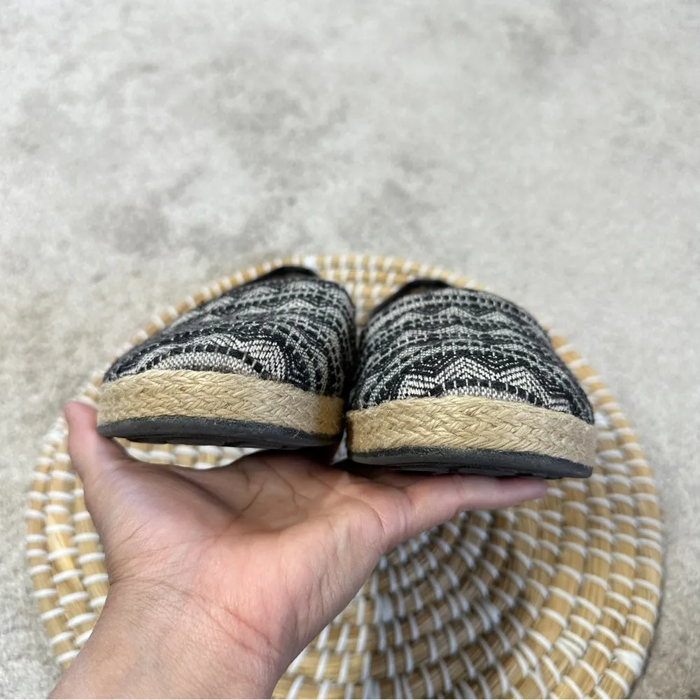 b.o.c Women’s Franki Espadrille Slip On Shoes Flats Geometric Print Black Size 8 - Image 9