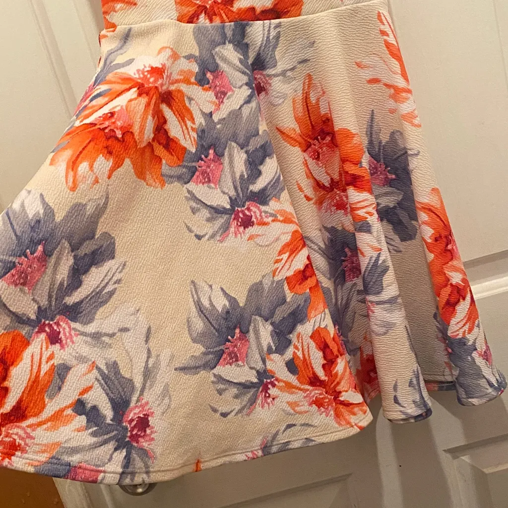 A'GACI Fuchsia and Cream Dress - Image 4