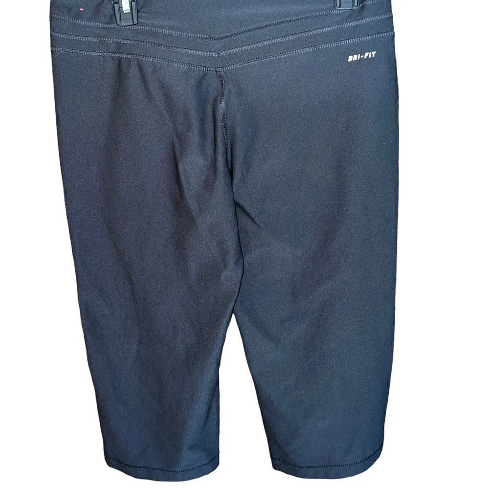 Nike DriFit black capri leggings women’s medium - Image 3