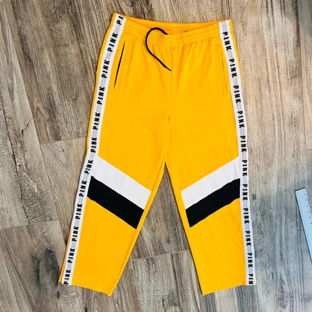 Victoria Secret Pink Athletic Pants Yellow Striped Women's Size Large. NWT #63 - Image 12