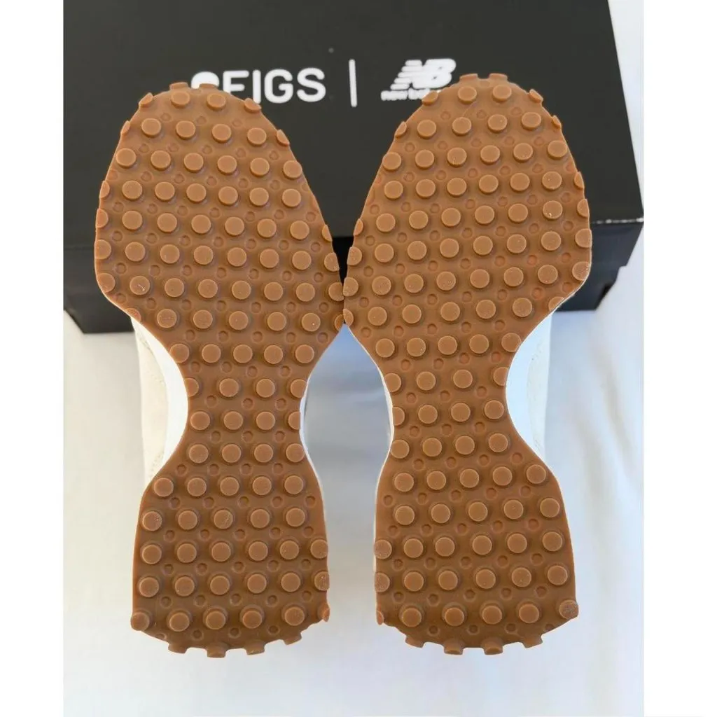 Figs New Balance 327 in Cream, Size 8 - Image 12