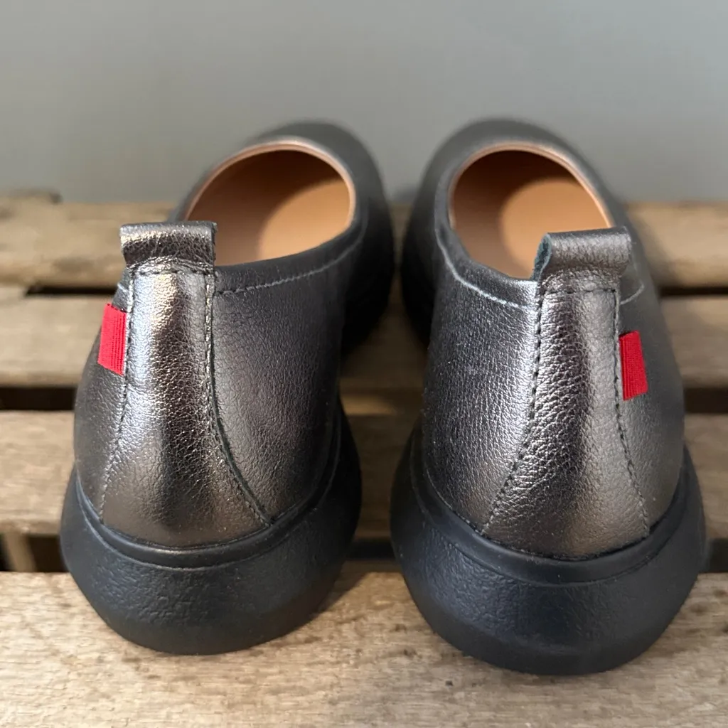 NEW Marc Joseph Jamie Street Silver Metallic Leather Loafers Size 7.5 A26 - Image 6