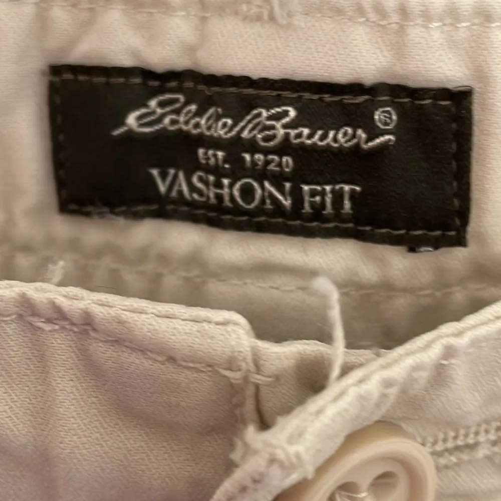 Eddie Bauer Cream Vashon Fit Hiking Pant 12 - Image 3