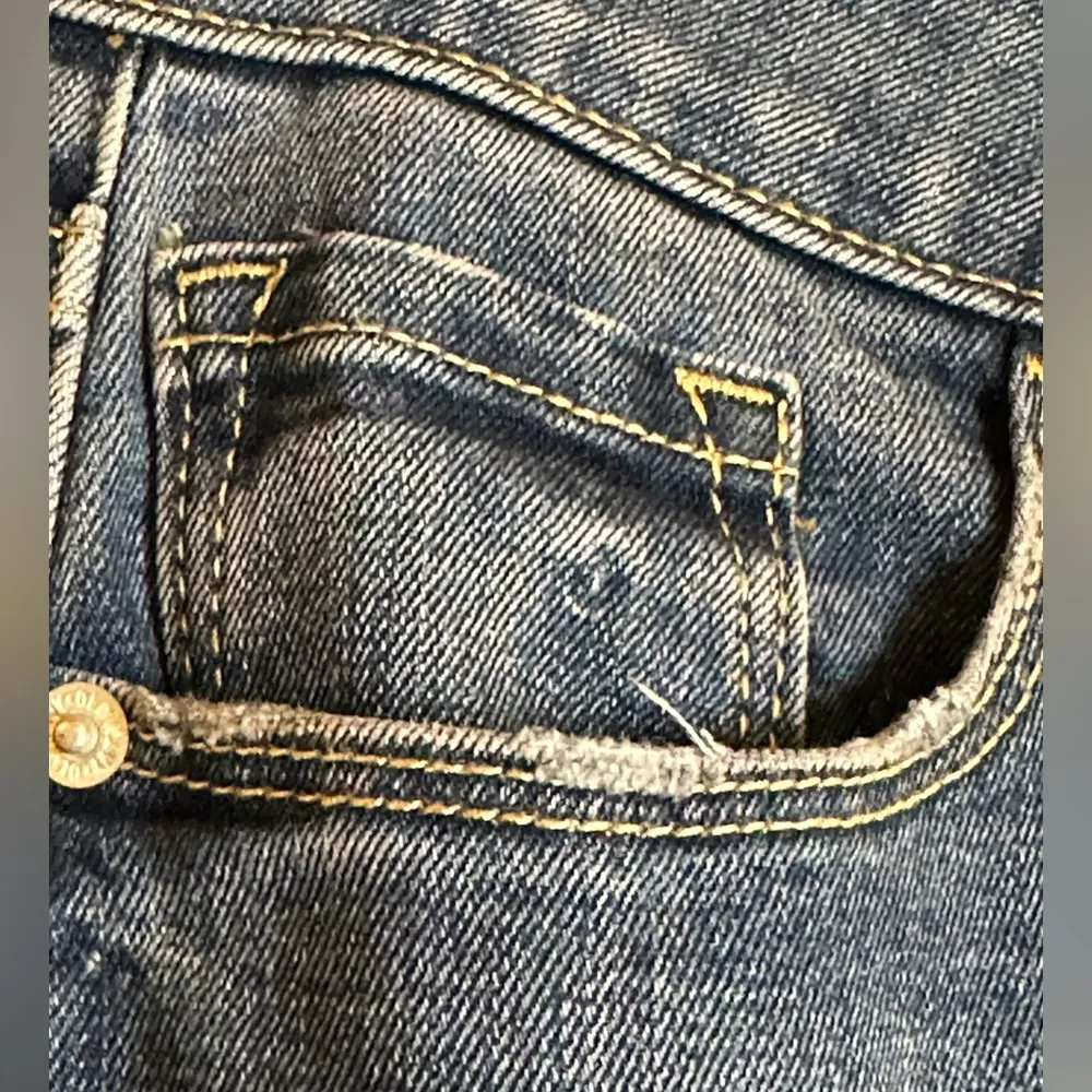 Old Navy Pop Icon Skinny High Rise Secret Slim Pockets Distressed Jeans - Image 5