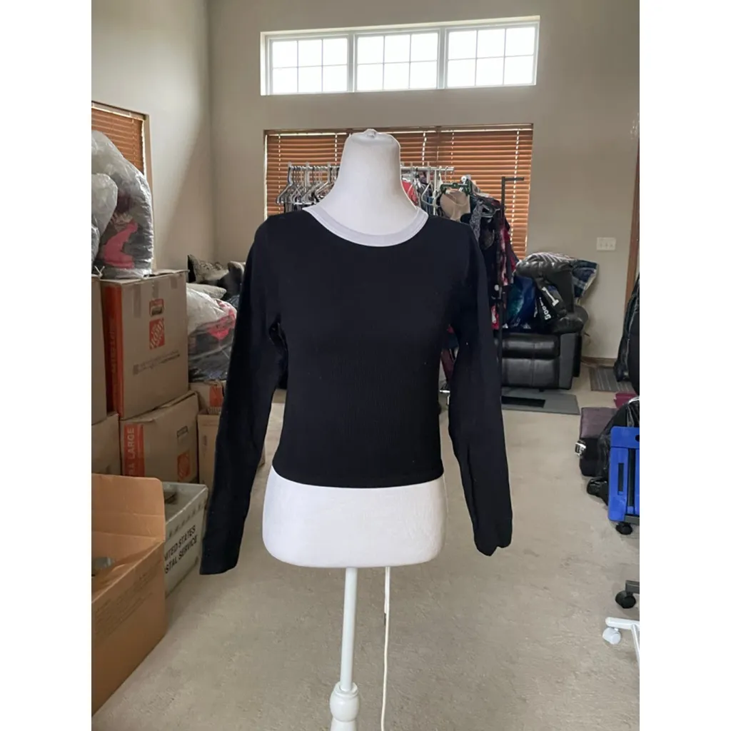 Women's PINK Dot Long Sleeve Tee M Black & White Size M - Image 2