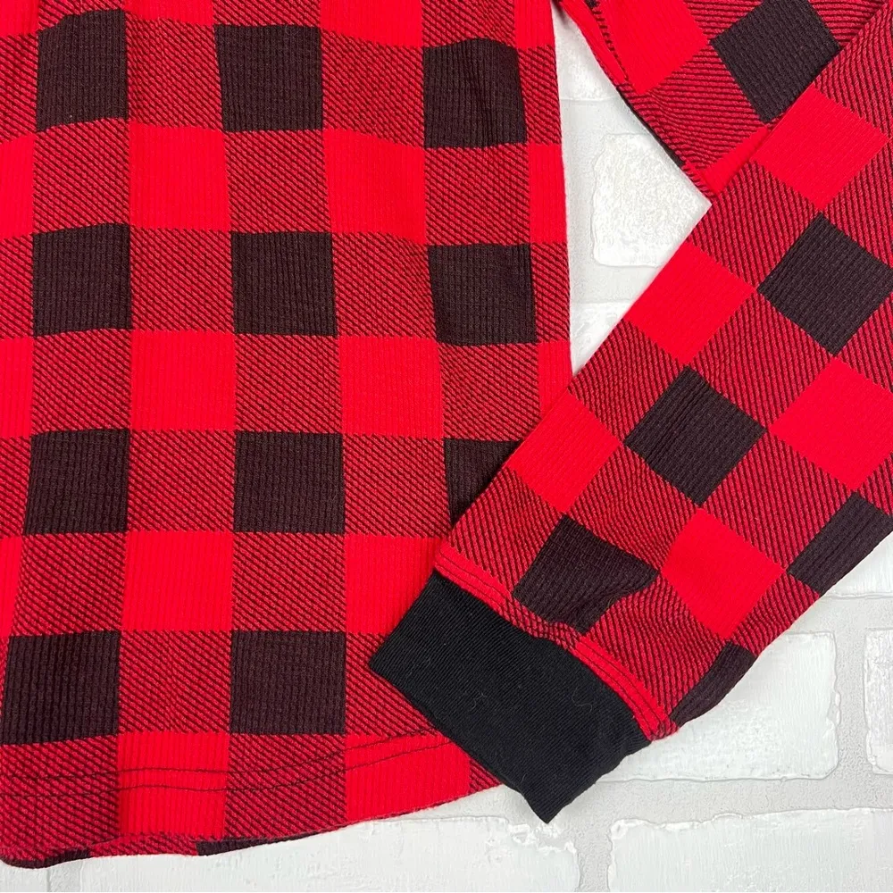 Buffalo Plaid Long Sleeve Shirt Size Small,‎ Black & Red, Three Button Red - Image 2
