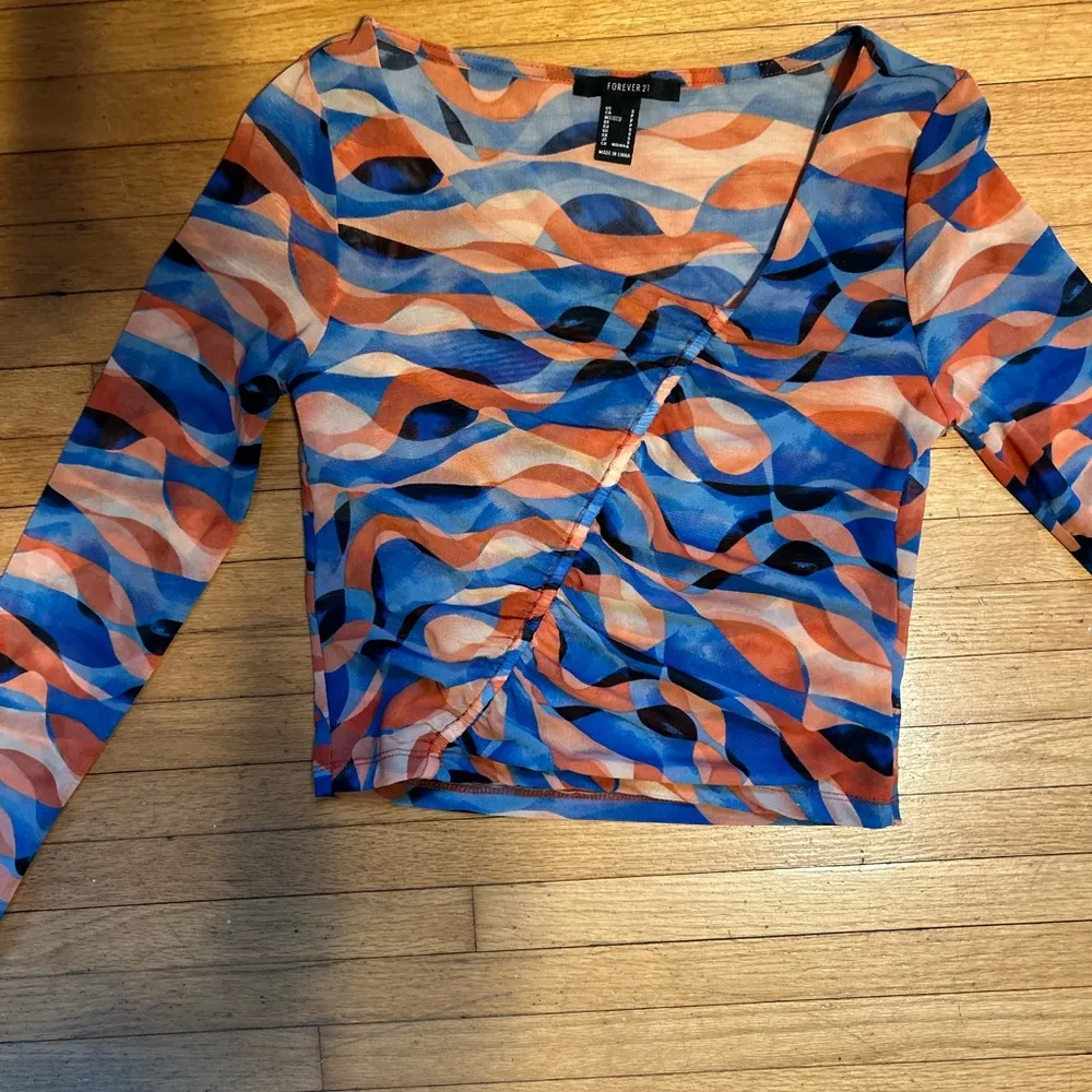 Forever 21 Long Sleeved Mesh Shirt, Ruching on Front, Slightly Cropped, Small - Image 3