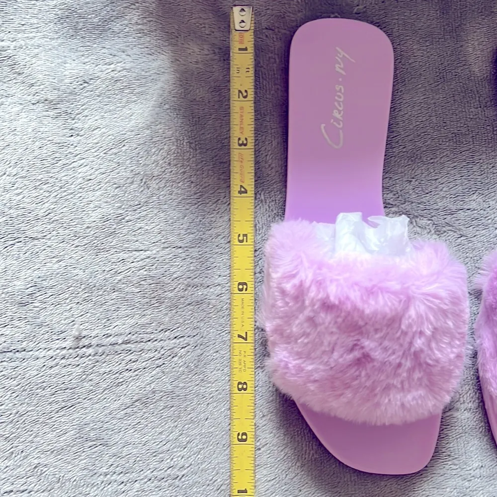 slide sandal or slippers faux fur lilac size 5M NIB - Image 10