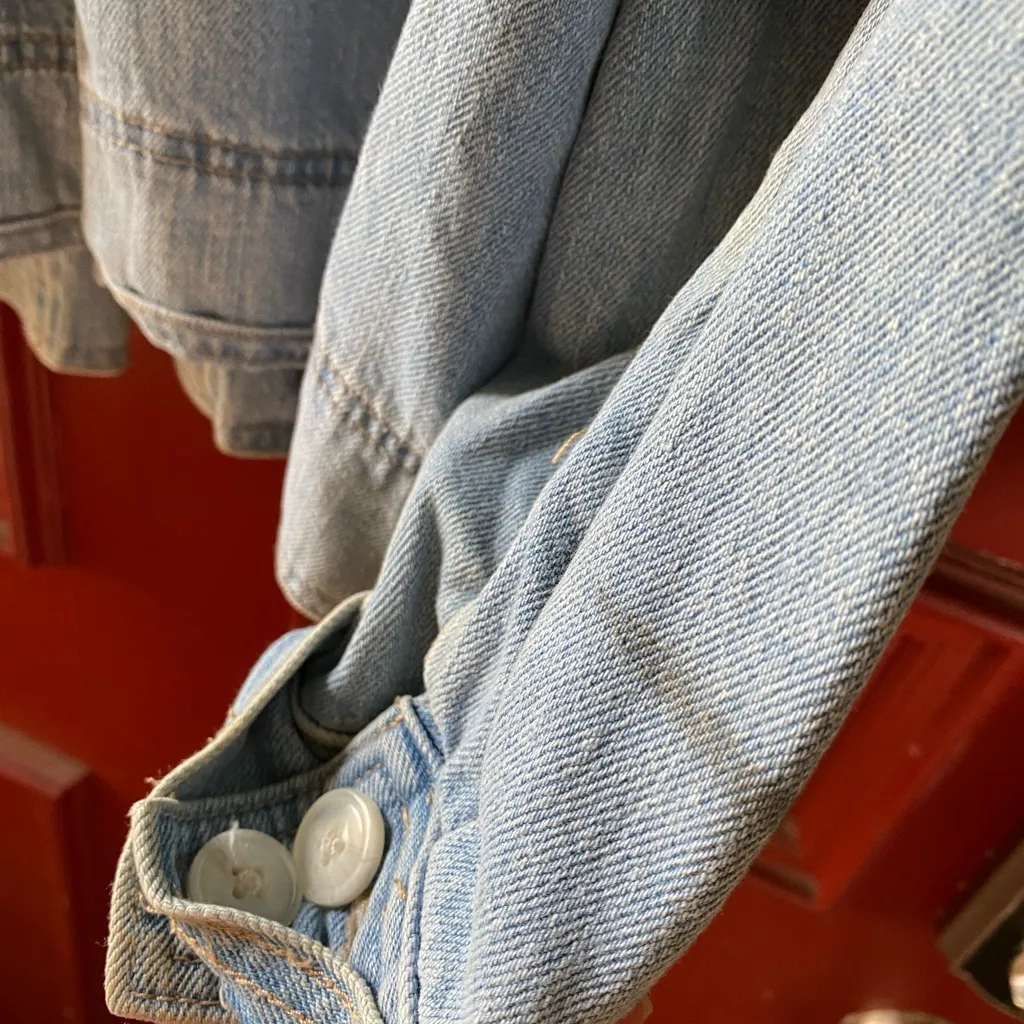 LOFT Light Wash‎ Cargo Cropped Big Pockets Blue Jean Denim Jacket Size XL - Image 8