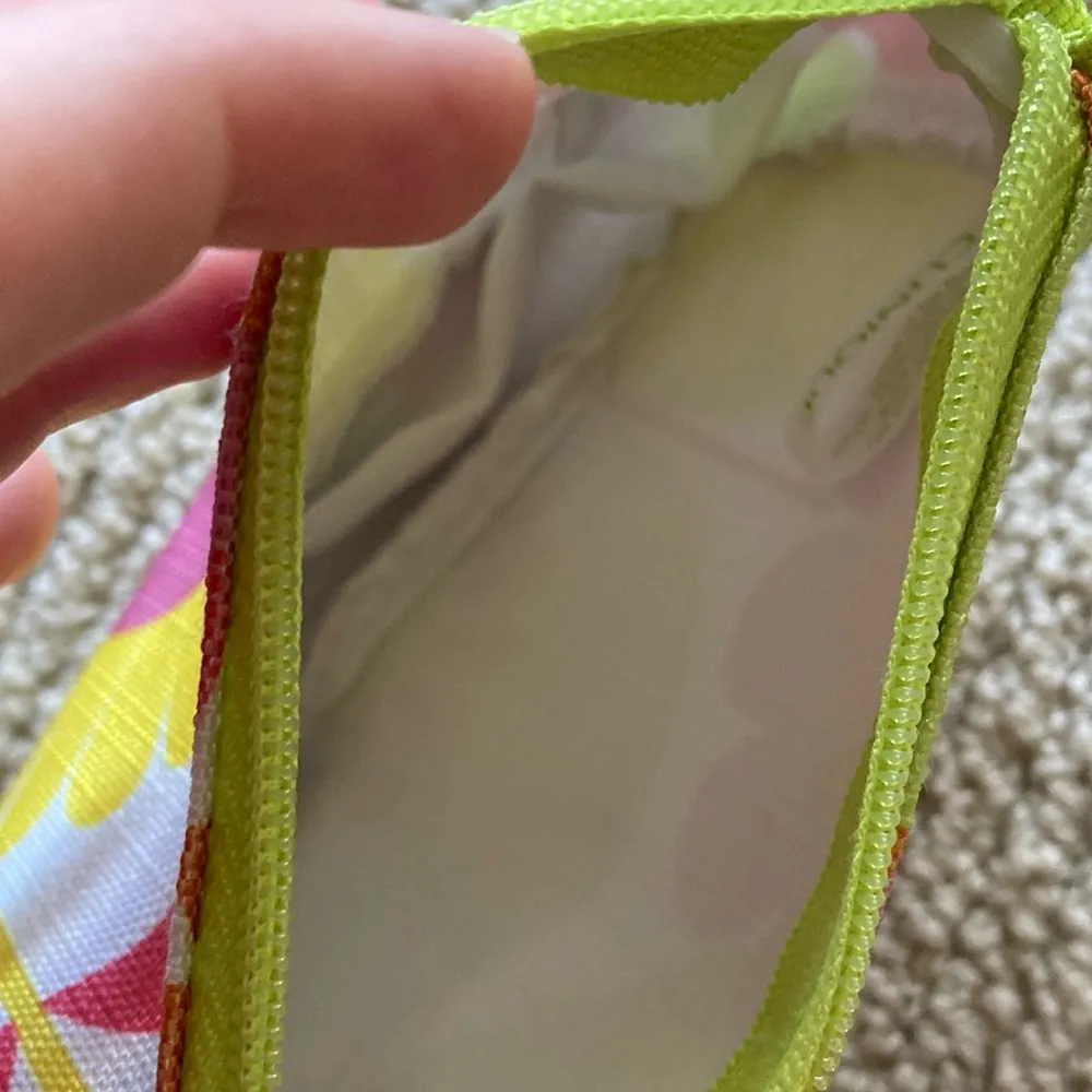 NEW Clinique Small Cosmetic Case Purse Mini Zip Bag Floral Yellow Pink NWOT - Image 6