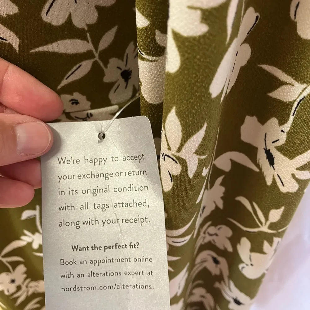 Lush Green Long Sleeve Sundress for Wedding Guest - Image 3