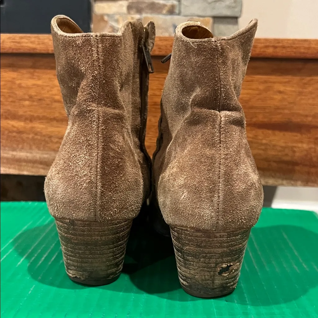Isabel Marant Tan Suede Ankle Boots - Image 3
