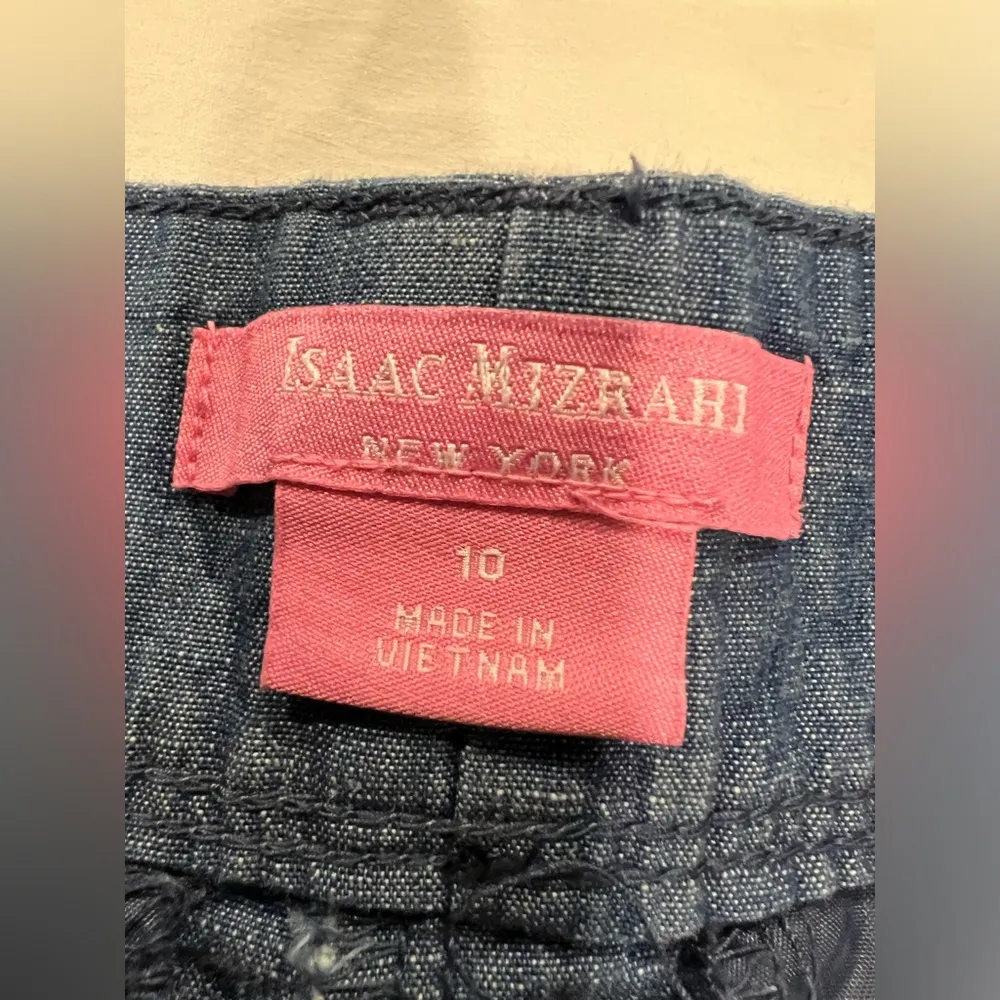 Izaac Mizrahi Brushed Denim Shorts Size 10 - Image 3