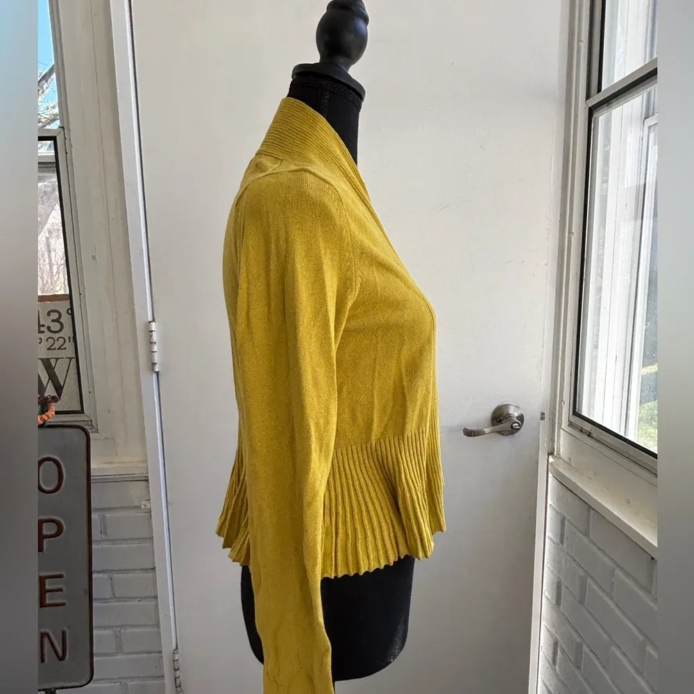 Anthropologie Peplum Sweater Cardigan‎ XS workwear classic holiday party staple - Image 2