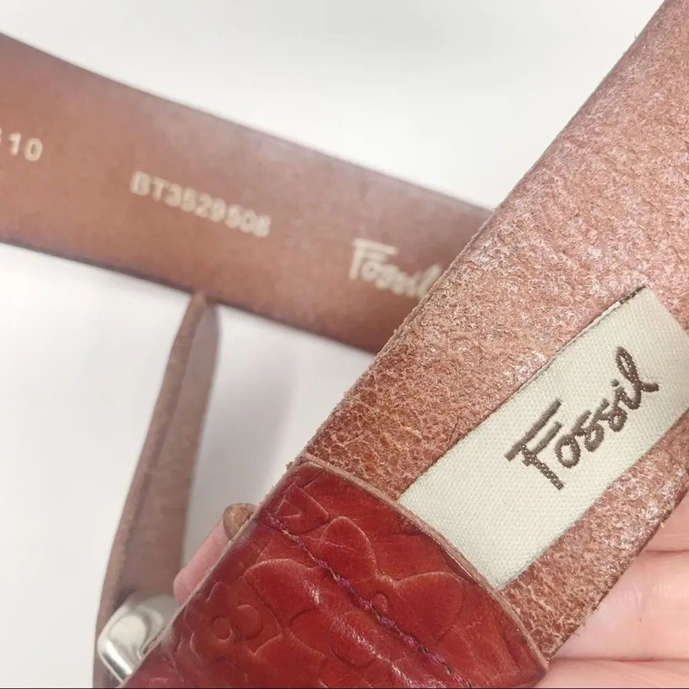 Vintage Fossil Y2K Brown Leather Tooled Floral Cowboy Distressed Belt womens S - Image 3