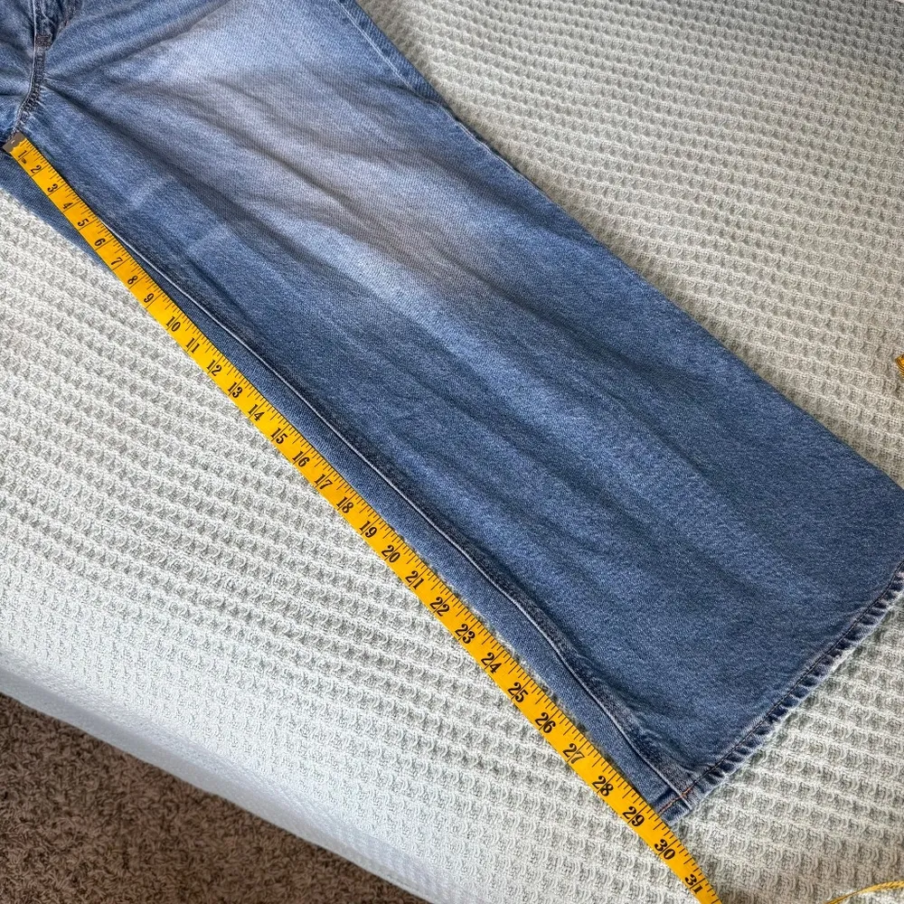 American Eagle Curvy Super High Rise Baggy Straight Jeans Womens 16 Reg Strigid - Image 9