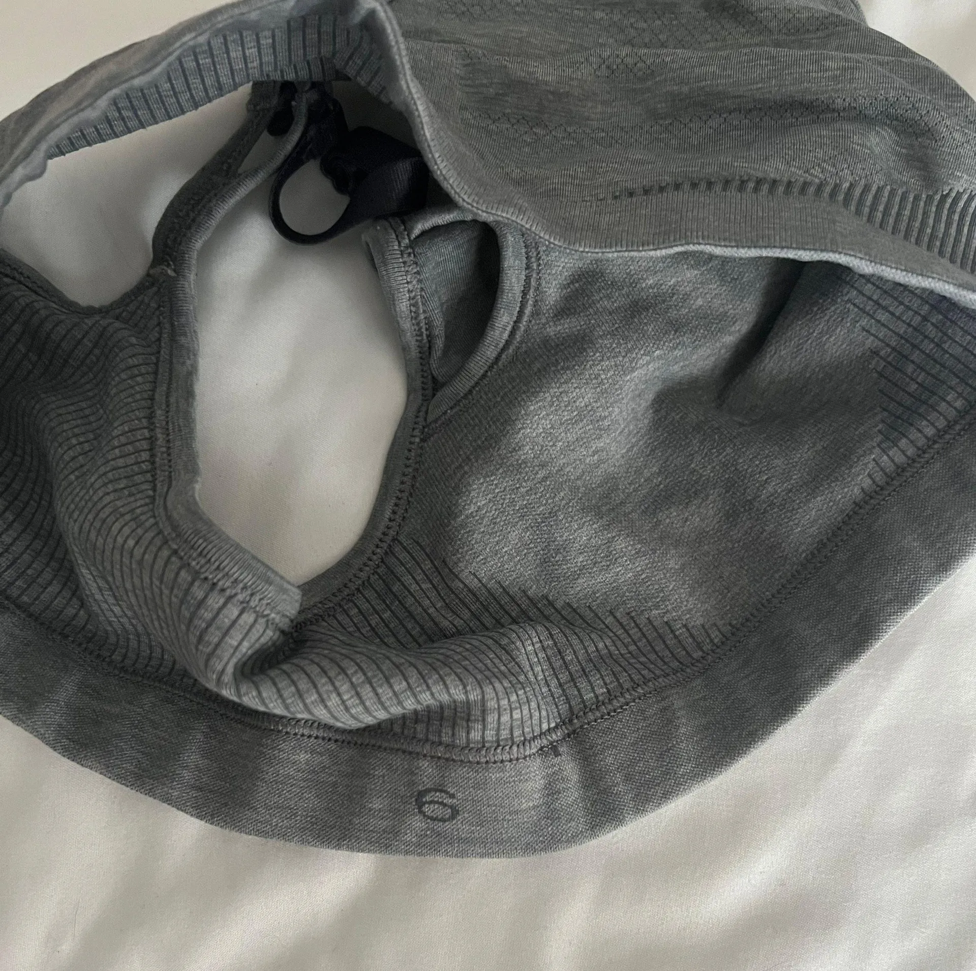 Sports Bra 6 - Image 3