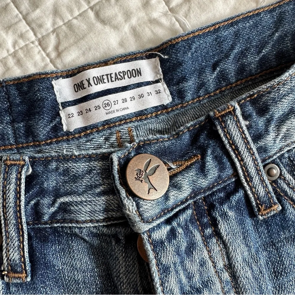 ONE TEASPOON Hawks Relaxed Fit Denim Cutoffs Jean Shorts 25 - Image 2