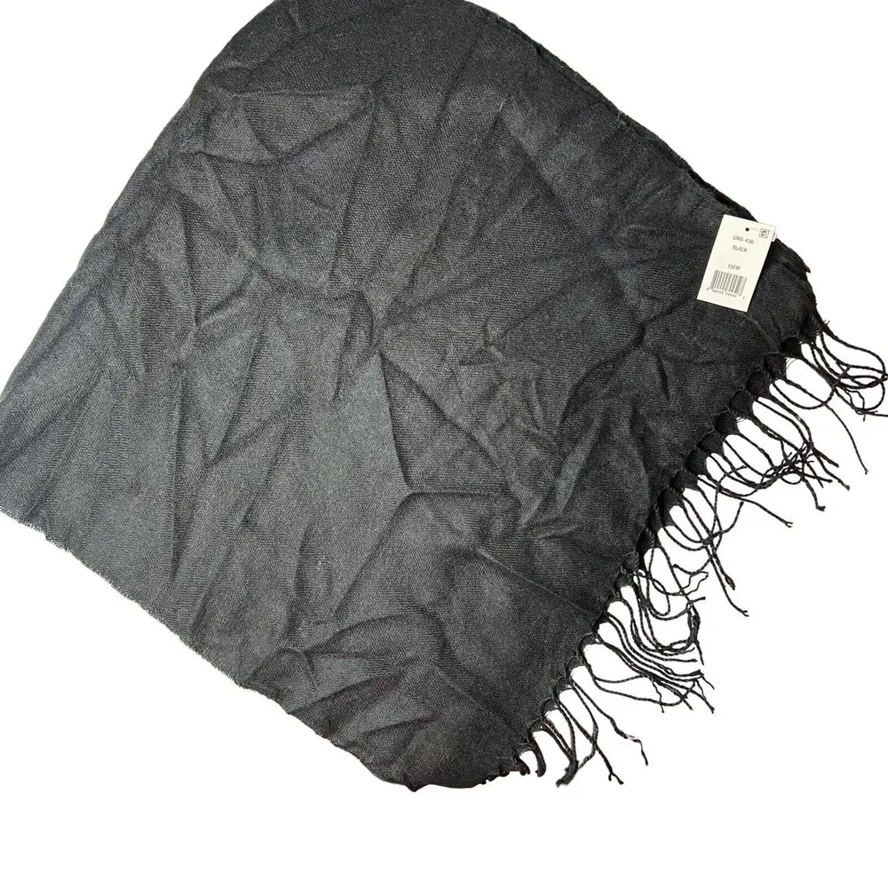Steve Madden Black Solid Wrap Scarf New - Image 2