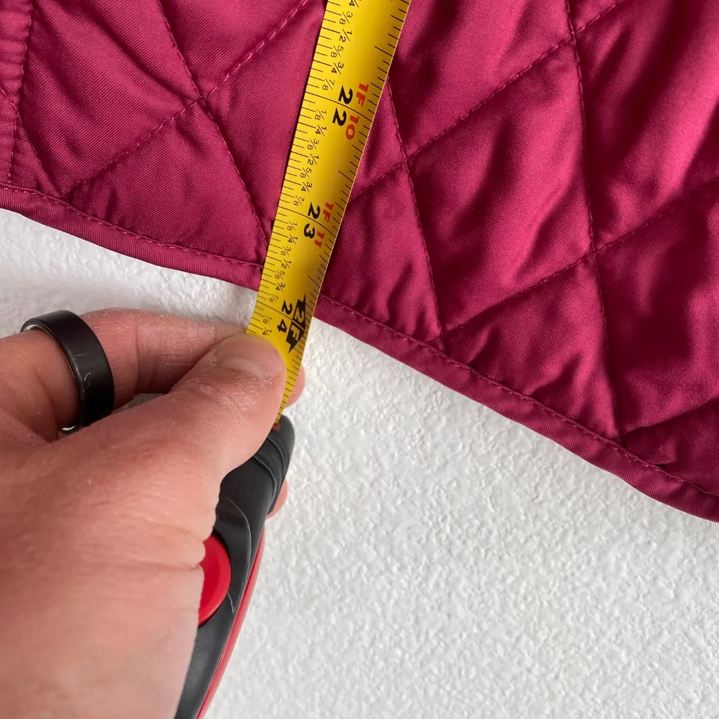 L.L. Bean Women's Quilter Puffer Coat - Image 7