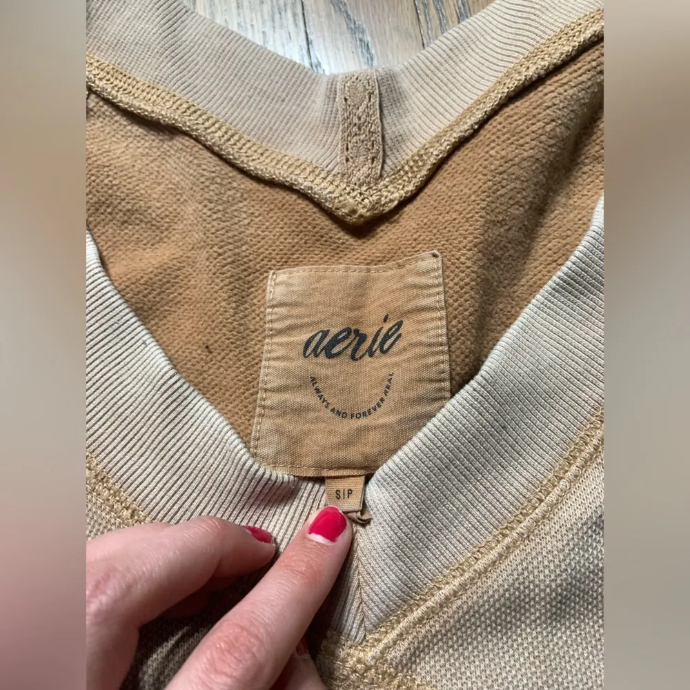 Aerie small oversized sweatshirt long sleeve tan/brown - Image 5
