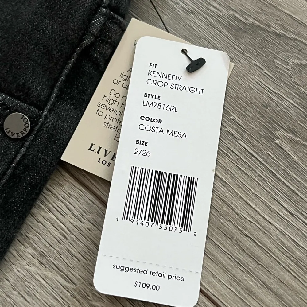 NWT Liverpool Kennedy Crop Straight Jeans in Costa Mesa Grey Wash | 2/26 - Image 11