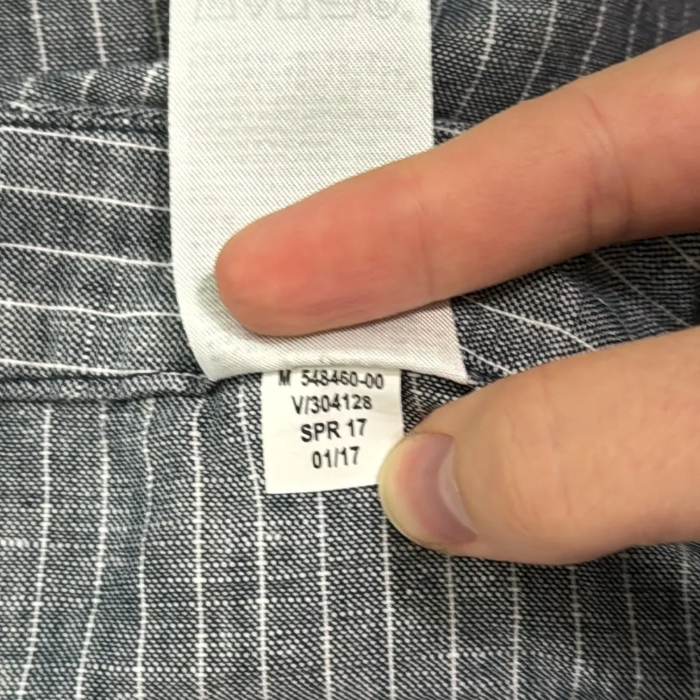 Banana Republic Factory pinstripe linen blend mini shorts size 0 Blue - Image 10