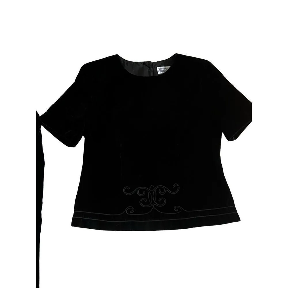 Women's Jessica Howard Black Velvet Skirt Suit Size 4 - Image 2